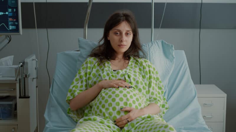 kobieta w ciazy przed porodem